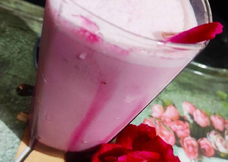 Guide to Prepare Rose Milk Shake in 21 Minutes for Mom