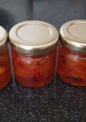 A picture of Fresh homemade apple pickle.