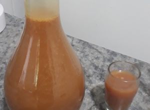 Una foto de Licor de dulce de leche casero