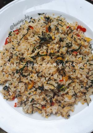 Foto resep Nasi Goreng Daun Mengkudu
