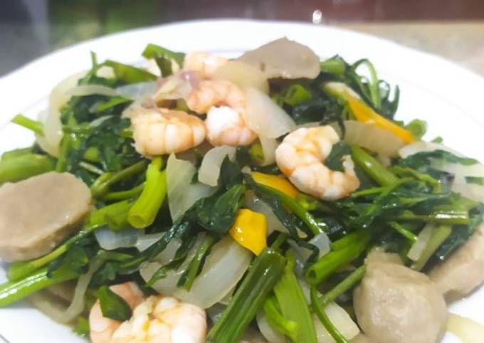 Tutorial Memasak Resep Tumis kangkung spesial udang bakso