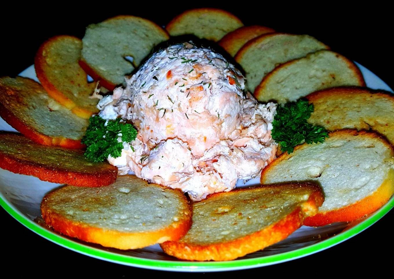 Mike's Smoked Wild Alaskan King Salmon Cream Cheese Spread