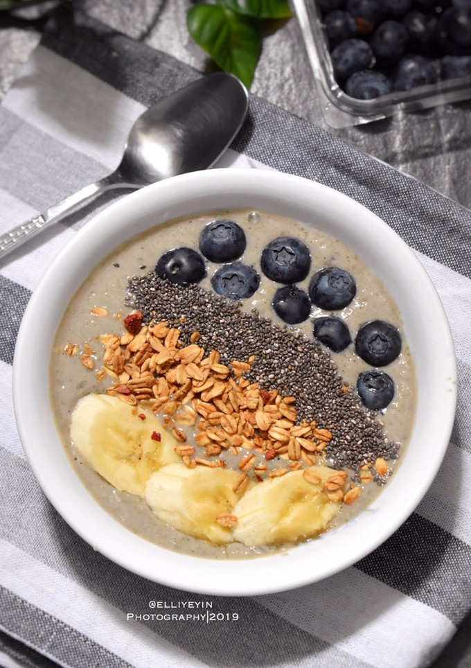 Foto resep Smoothie brokoli/pisang/ blueberry