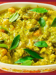 A picture of Kerala style aviyal.