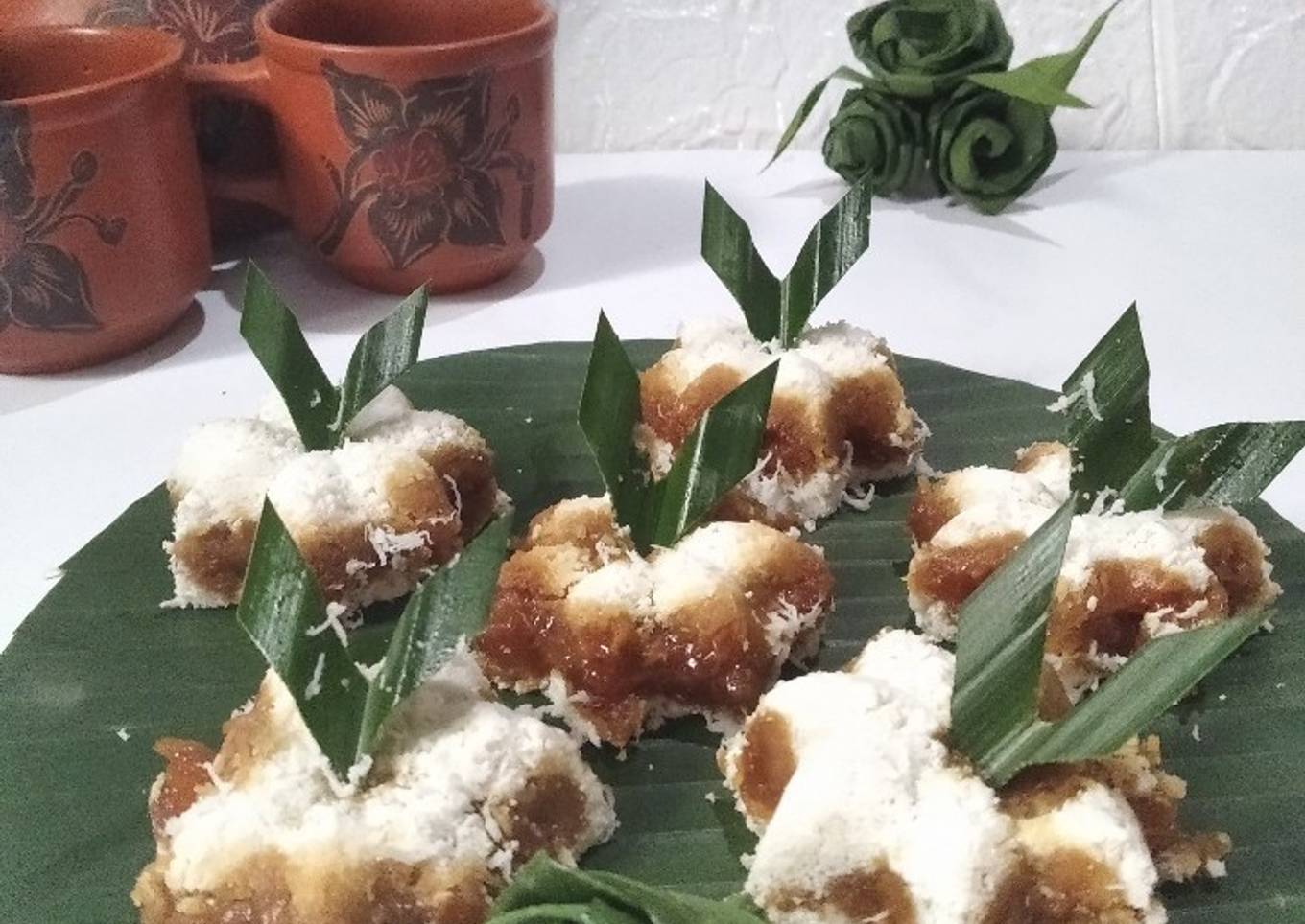 *Kue Dongkal / Awug*