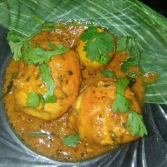 A picture of Egg curry.