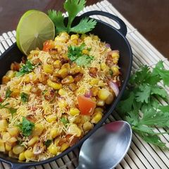 A picture of Schezwan corn bhel.