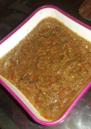 A picture of Coriander chutni.