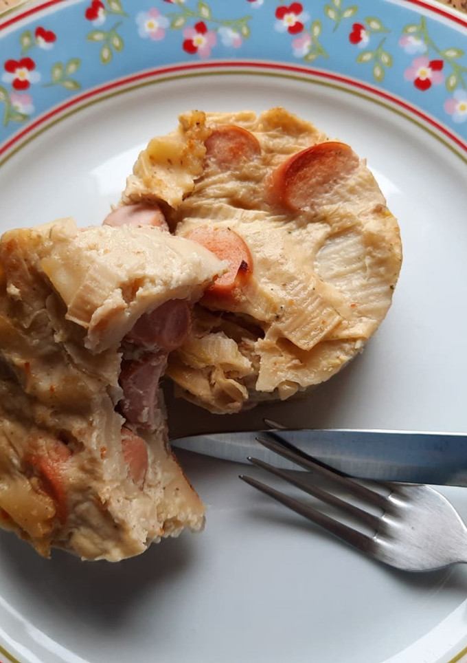 Glutén-, tej- és tojásmentes virslis kelkáposztafelfújt recept fotója