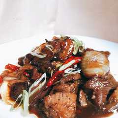 Black pepper beef/sapi lada hitam/Bo luc lac/daging ala vietnam রেসিপির প্রধান ছবি