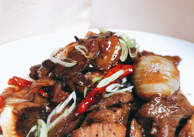 Cara Gampang Menyiapkan Black pepper beef/sapi lada hitam/Bo luc lac/daging ala vietnam yang Lezat