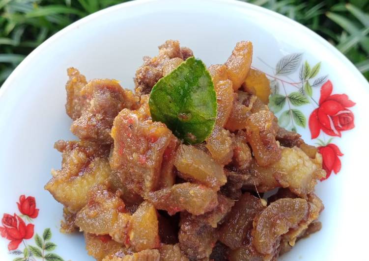 How to Prepare Tasty Kikil Pedas Manis