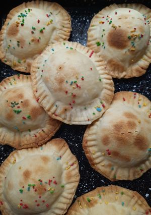 Una foto de Pastelitos sol al horno con membrillo