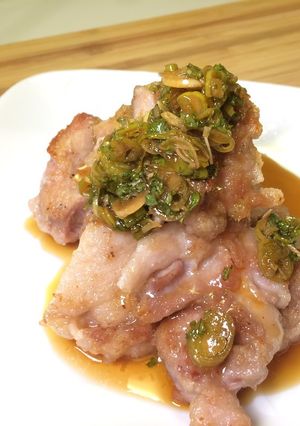 A picture of Pan fried chicken with vinaigrette sauce. It's called 