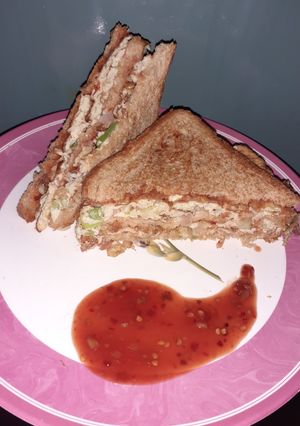 A picture of Omelette Sandwich.