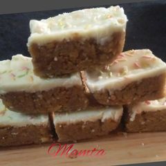 A picture of Corn flakes,peanut butter fudge.