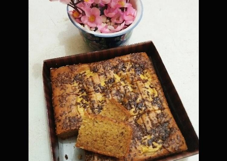 Banana Sponge Cake (Bolu Pisang)