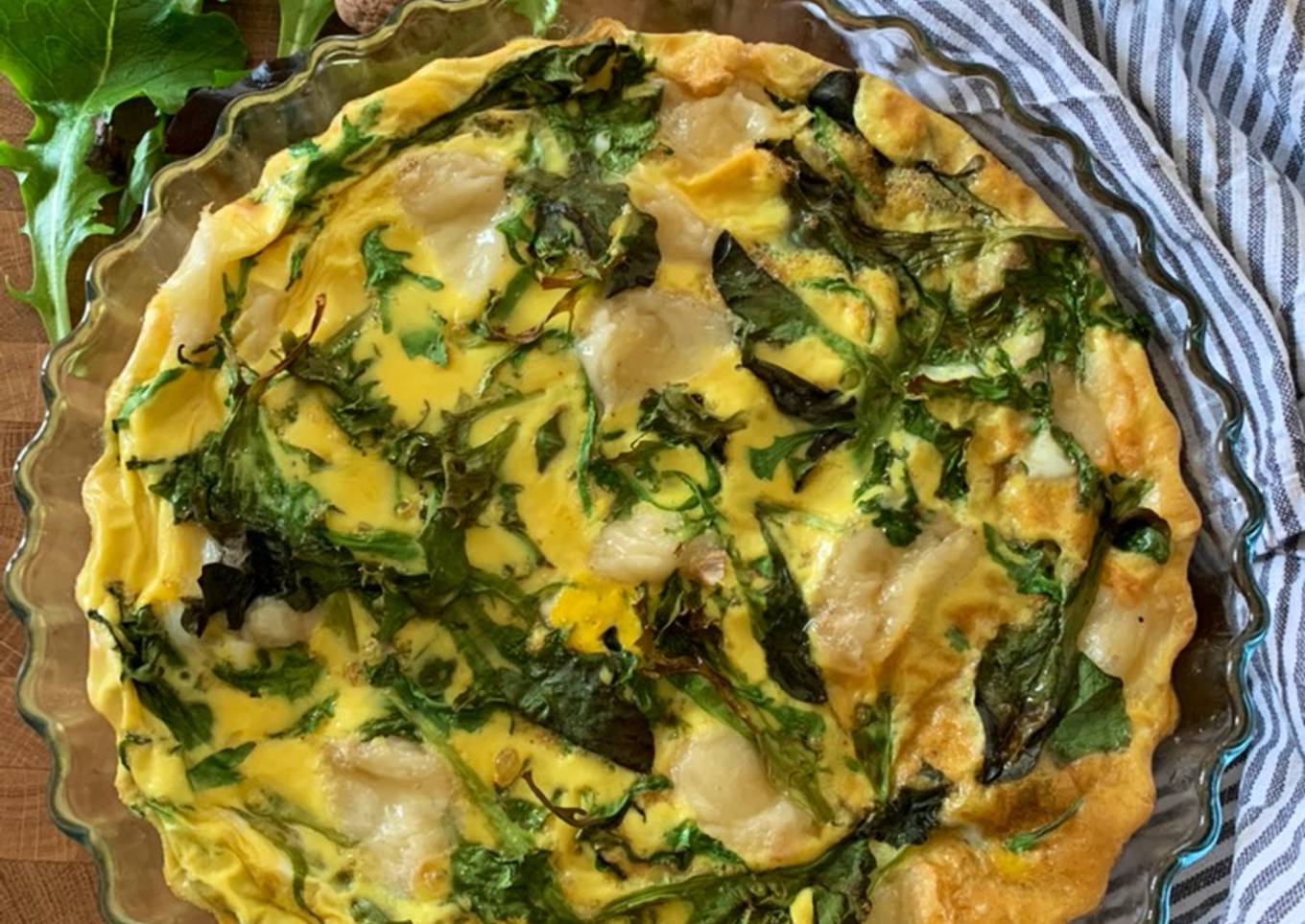 ☆Fritatta Chèvre, Noix, Mesclun et Miel☆