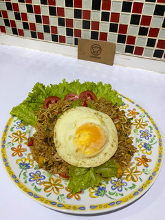Foto resep Nasi Goreng Mawut Daun Jeruk