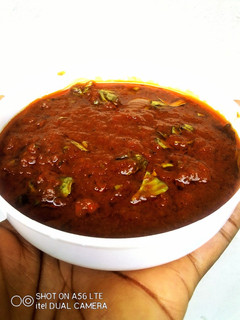 A picture of Nigerian Curry Leaf Stew.