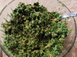 Una foto de Pesto de Hojas de Apio