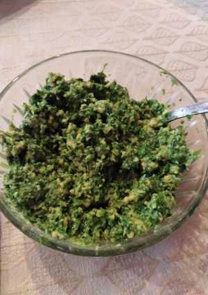 Una foto de Pesto de Hojas de Apio