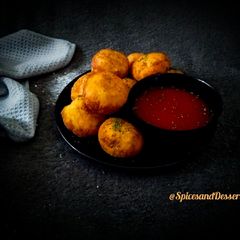 A picture of Pizza Balls/Pizza Bites.