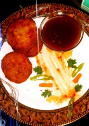 A picture of Resha kabab.