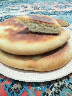 عکسی از دستور نان شیرین ماهیتابه ای