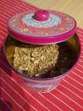 Homemade crunchy granola: Belgian style