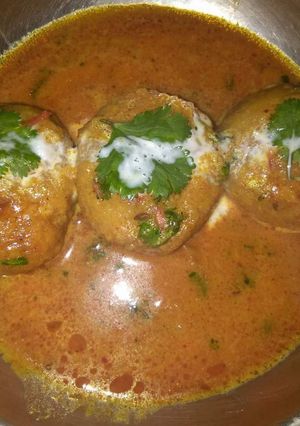 A picture of Ghobhi malai kofta.