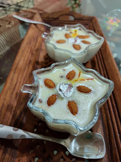 तांदळाची खीर (tandalachi kheer recipe in marathi) रेसिपी चे मुख्य फोटो