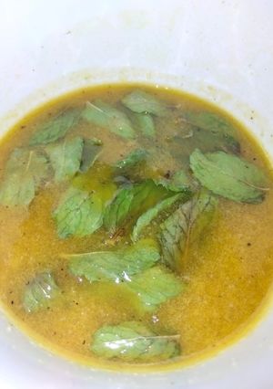 Una foto de Mezcalina con jarabe de maracuyá con menta estilo DULZAL