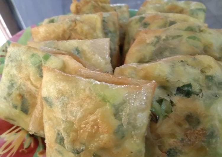 Resep Martabak telor mini ekonomis yang Enak Banget