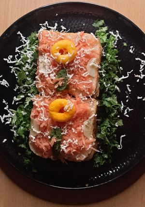 A picture of Salad sandwich.