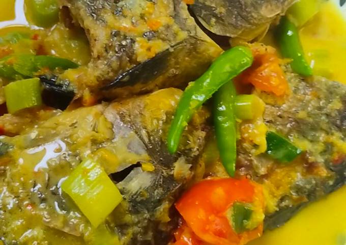 Resep Ikan Mas Kuah Kuning Oleh Annisa Sebastian Cookpad