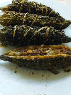 ஸ்டவ்ட் பாகற்காய் (Stuffed paakarkaai recipe in tamil) செய்முறை முக்கிய புகைப்படம்
