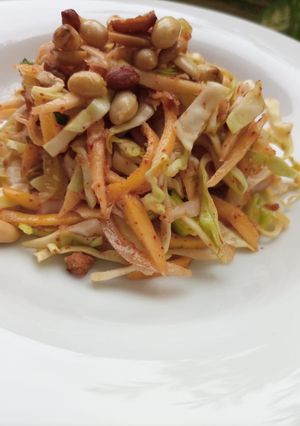 A picture of Green mango salad.
