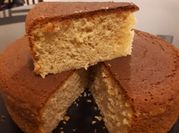 Una foto de pasteles de nata
