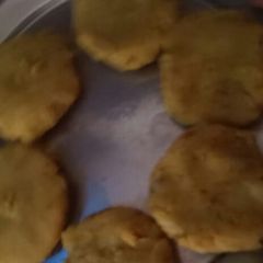 A picture of Aloo tikki.