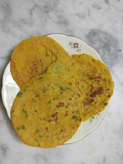 ஆலு தோசை(Aloo dosa recipe in Tamil) செய்முறை முக்கிய புகைப்படம்