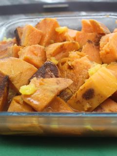 Una foto de Boniatos con anís y canela al microondas