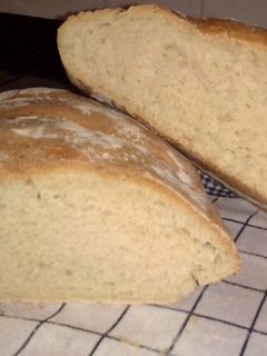 Una foto de Pan casero 🥖🥖