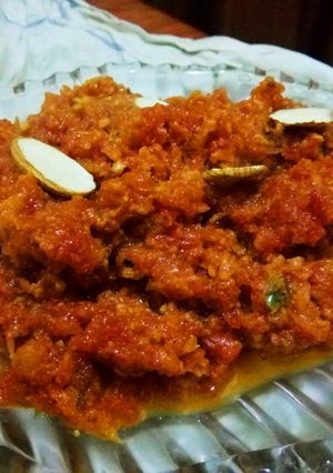 गाजर का हलवा (Gajar ka halwa recipe in hindi) रेसिपी मुख्य फोटो