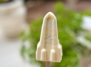 Una foto de Polos de kinder chocolate [receta para hacer con niños]