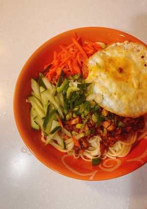 炸醬麵 的食譜成品照片