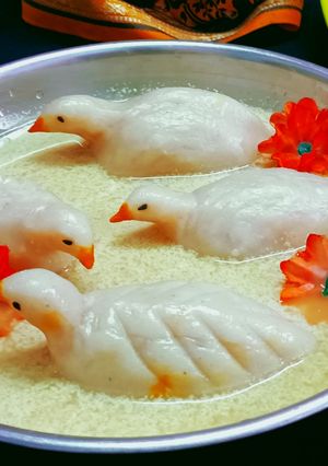 ক্ষীরের পুর ভরা হাঁস দুধপুলি(kheerer pur bhara has doodh puli recipe in Bengali) রেসিপির প্রধান ছবি