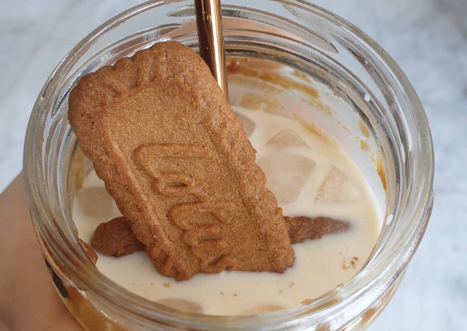 Resep Lotus Biscoff Kuki drink by Gooma oleh gmuten Cookpad