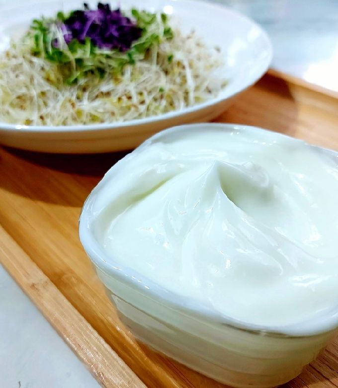 鮮奶美乃滋/鮮奶原味沙拉醬/無蛋美乃滋/清爽口感/奶素 的食譜成品照片