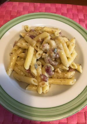 Foto di Pasta noci, gorgonzola e speck